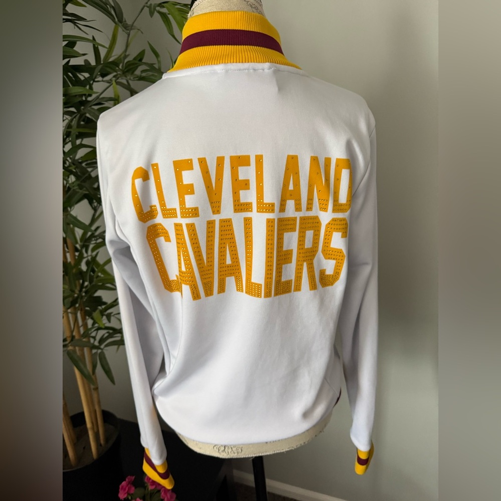 Cleveland Cavaliers jacket size medium women sequin glitter bling zip vintage